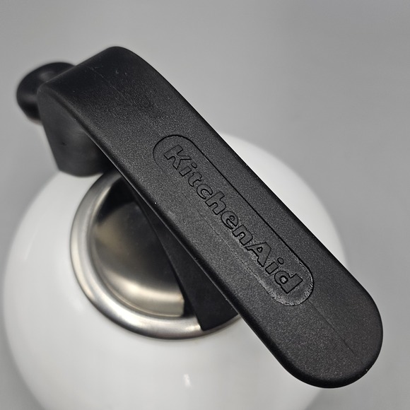 Kitchenaid White Whistling Tea Kettle 1.5 Quart - Picture 2 of 14